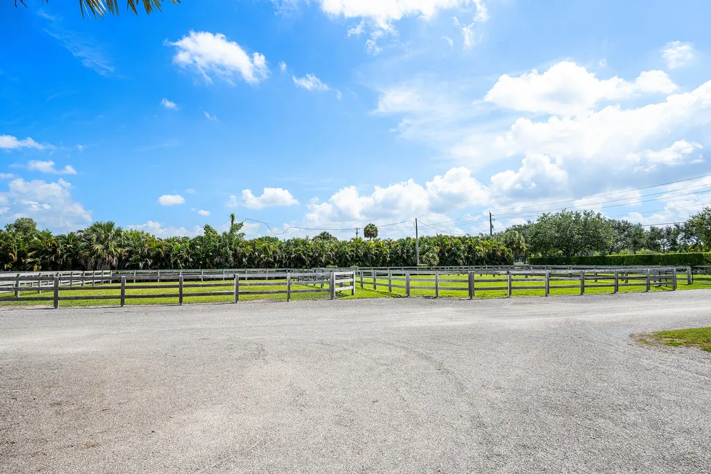 4101 120th Avenue S Wellington FL 33449
