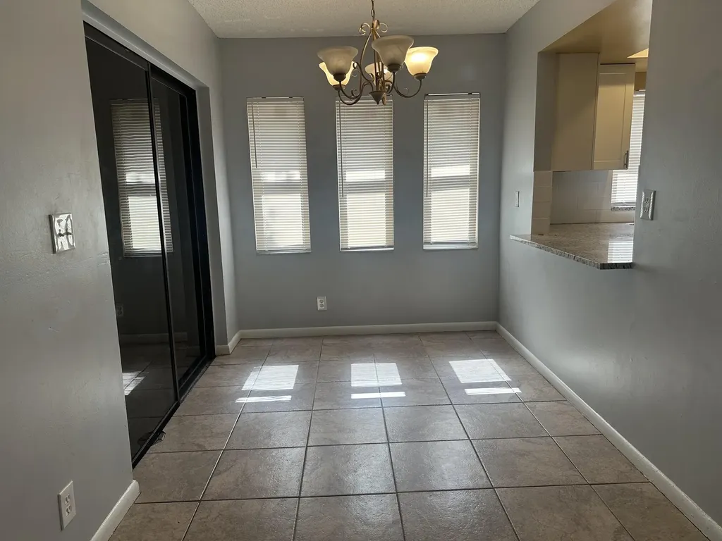 641 W 9th Street Riviera Beach FL 33404