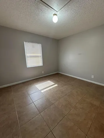 641 W 9th Riviera Beach FL 33404