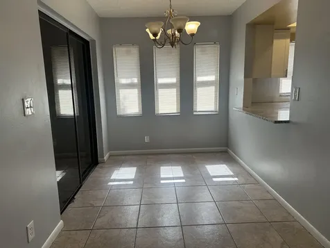 641 W 9th Riviera Beach FL 33404