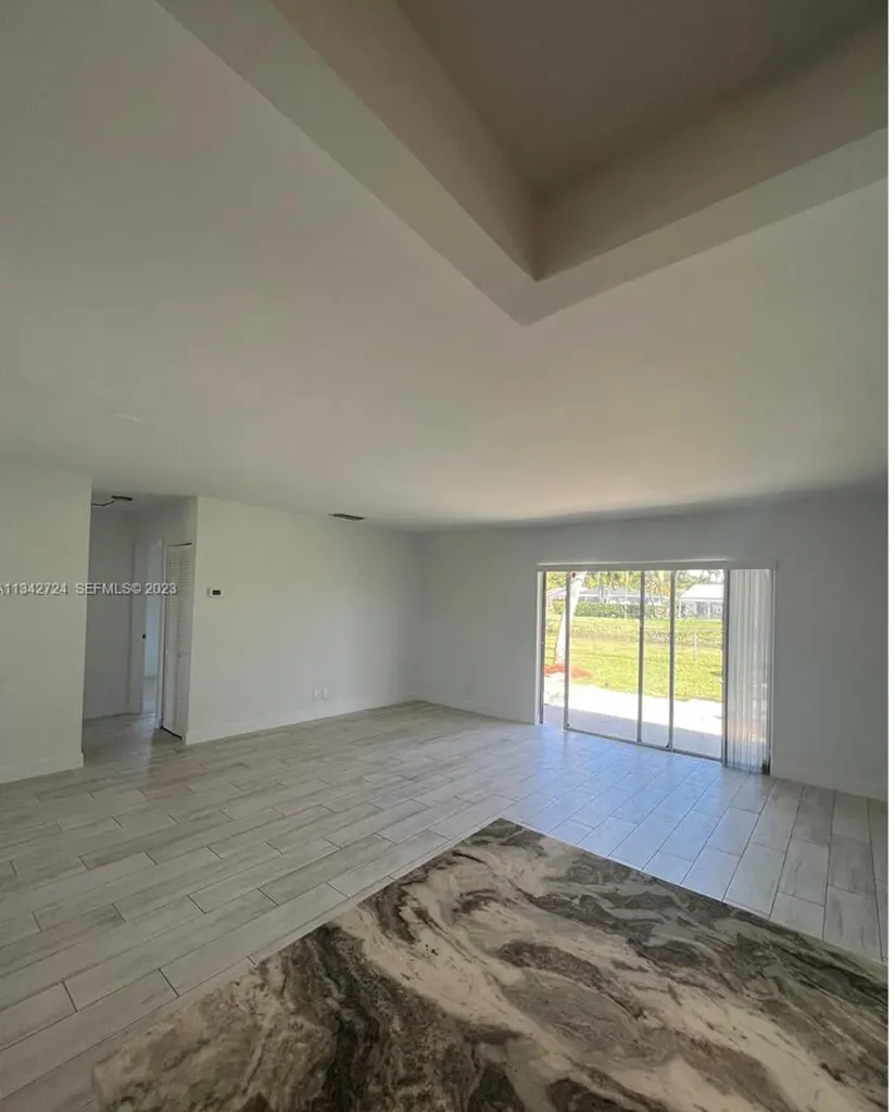 19420 Carolina Circle Boca Raton FL 33434