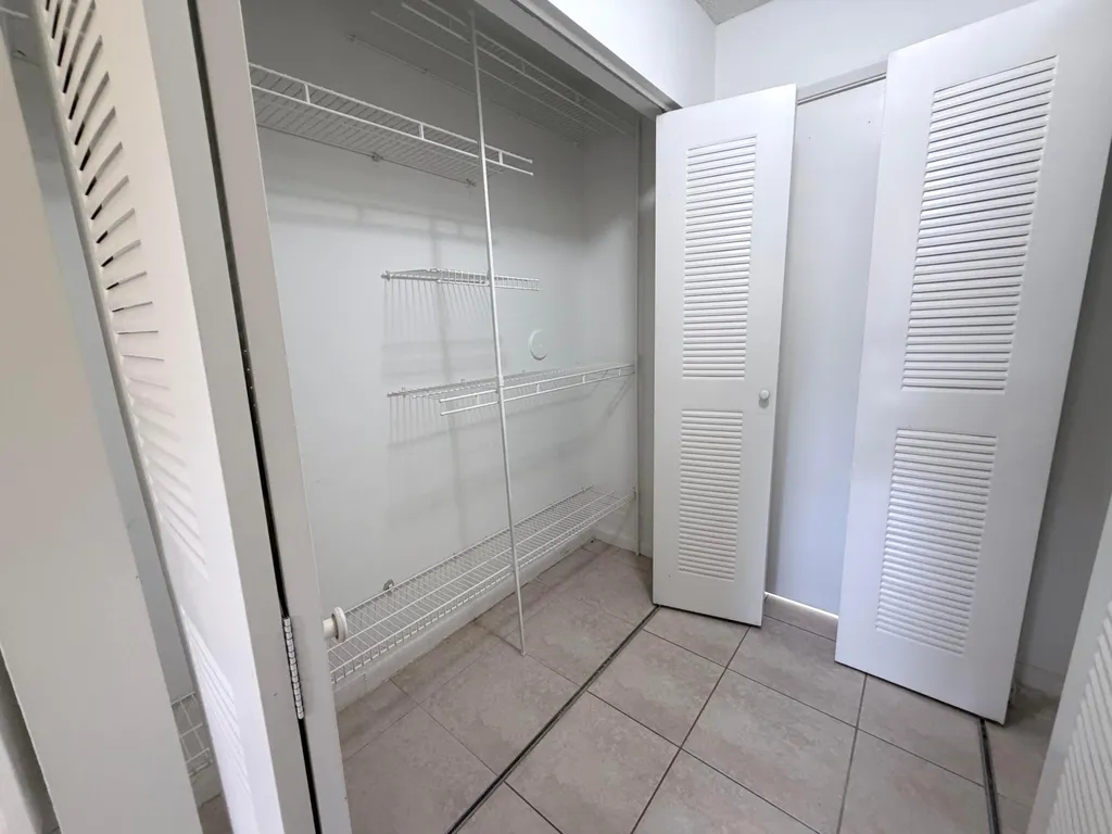 9919 Nob Hill Court Sunrise FL 33351