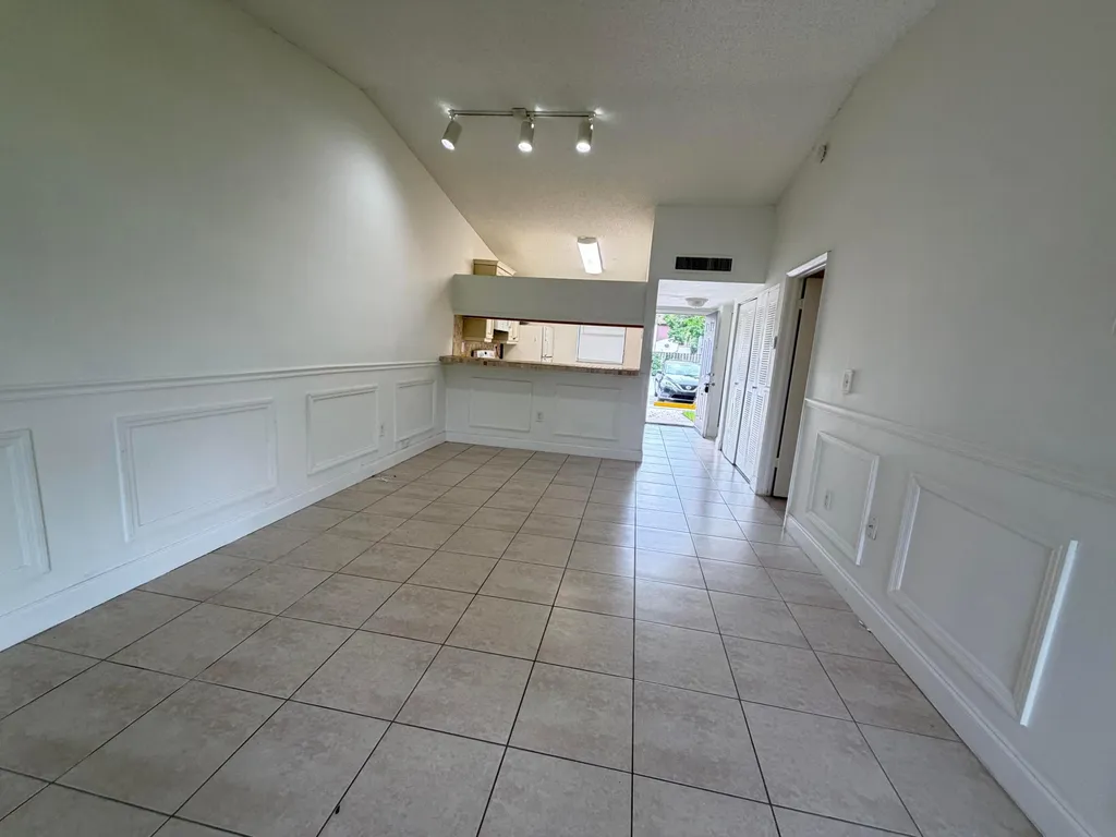 9919 Nob Hill Court Sunrise FL 33351