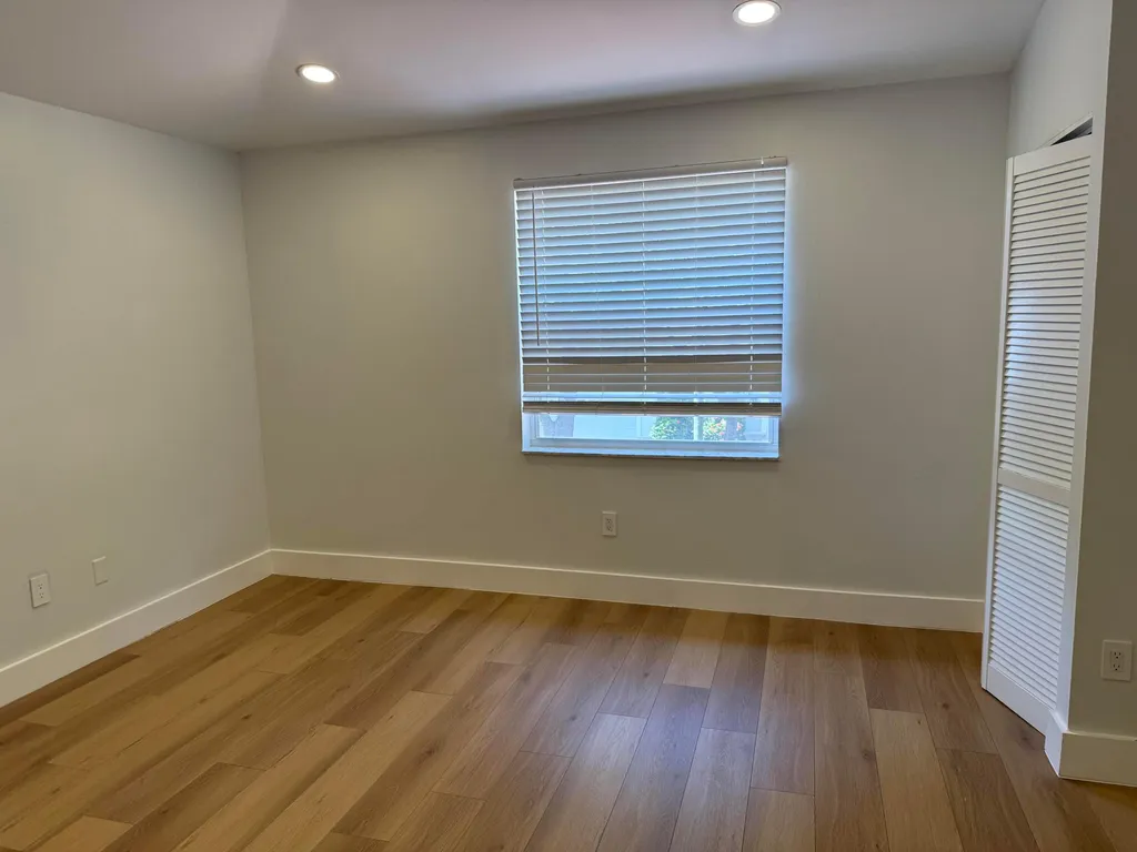 1085 River Birch Street Hollywood FL 33019