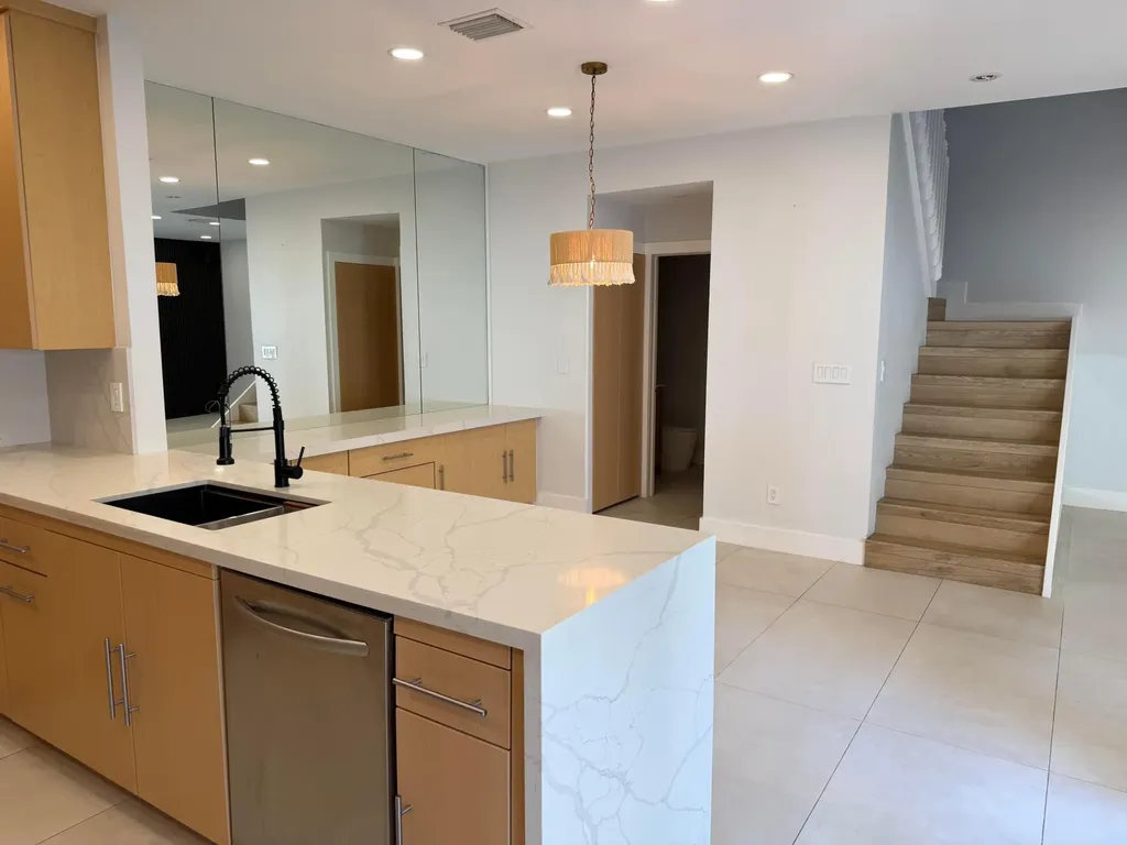 1085 River Birch Street Hollywood FL 33019