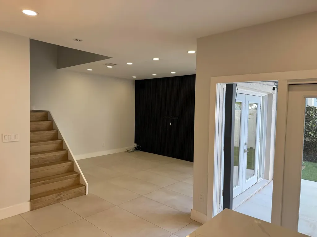 1085 River Birch Street Hollywood FL 33019