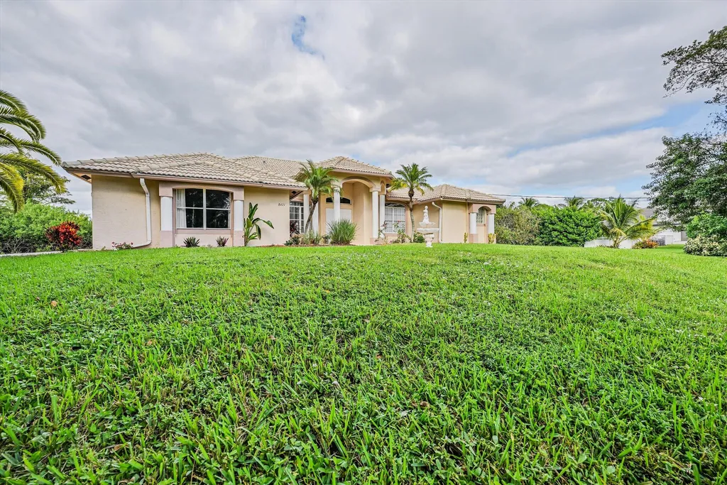 8671 155th Place N Palm Beach Gardens FL 33418