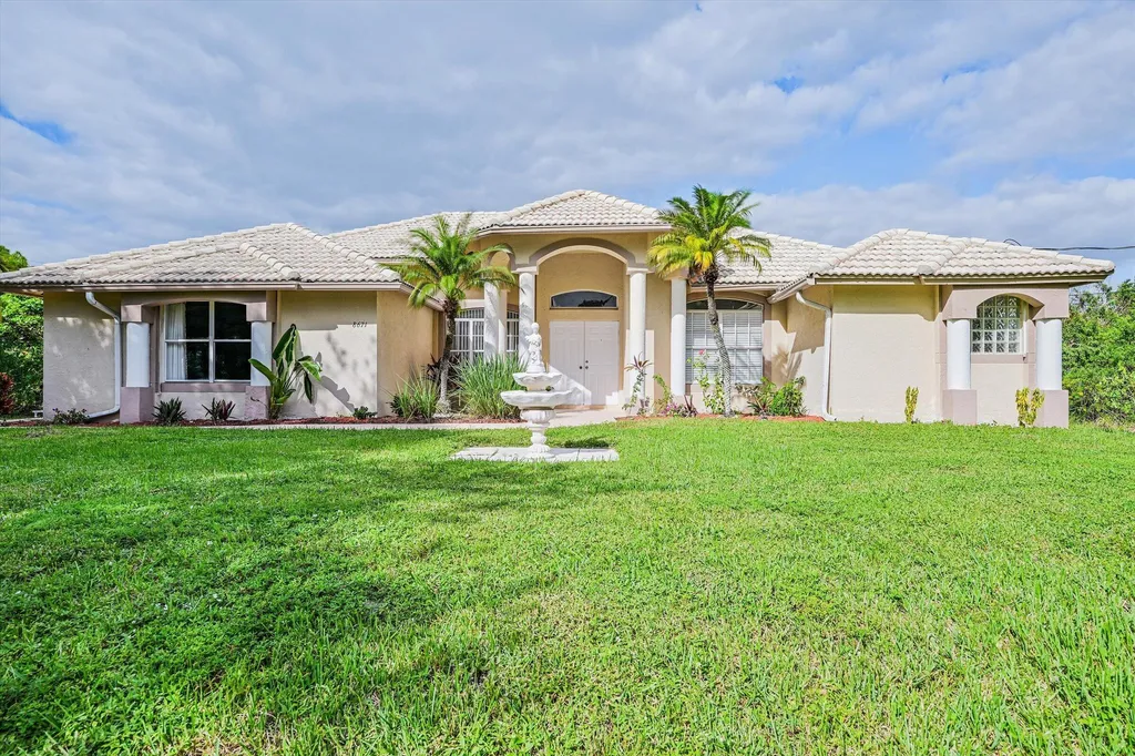 8671 155th Place N Palm Beach Gardens FL 33418