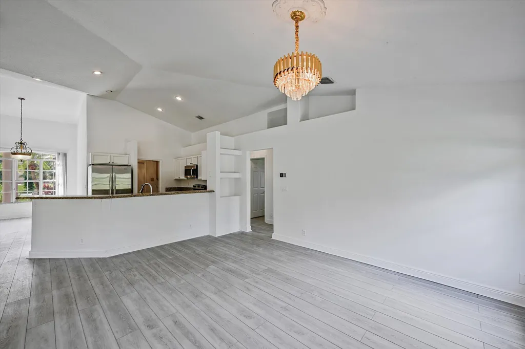 8671 155th Place N Palm Beach Gardens FL 33418