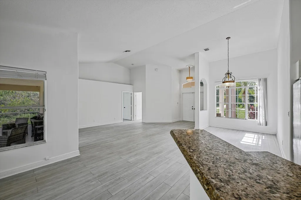 8671 155th Place N Palm Beach Gardens FL 33418