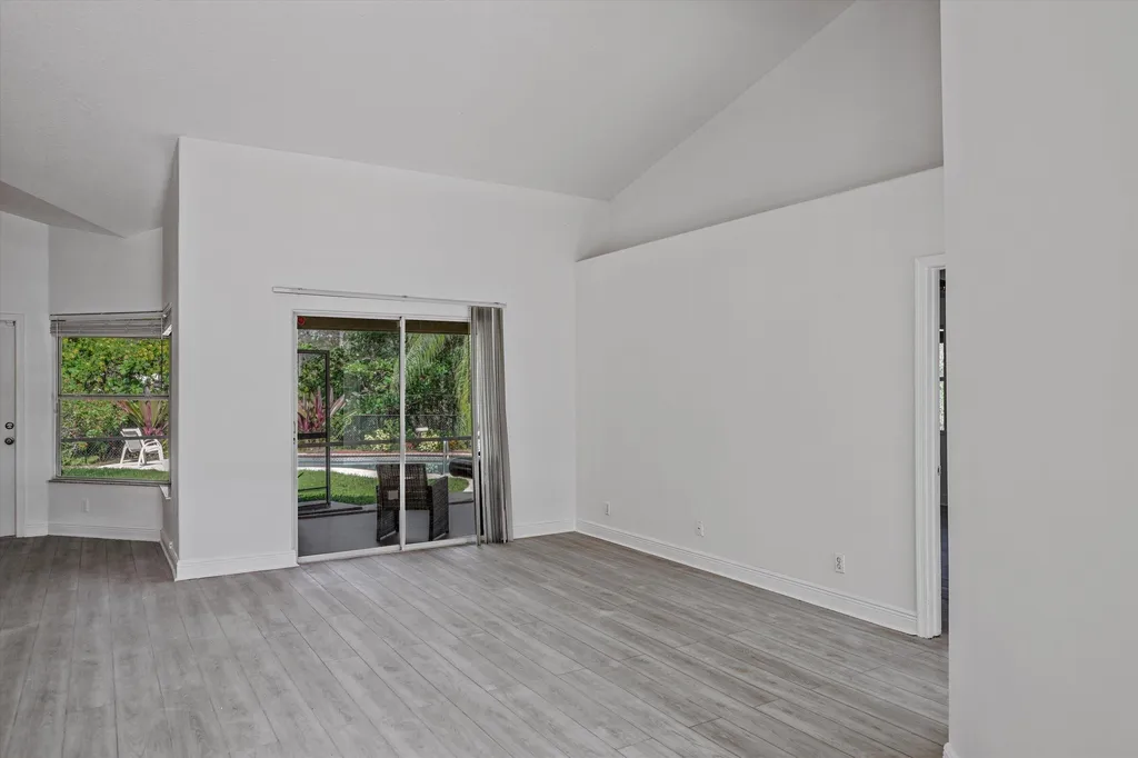 8671 155th Place N Palm Beach Gardens FL 33418