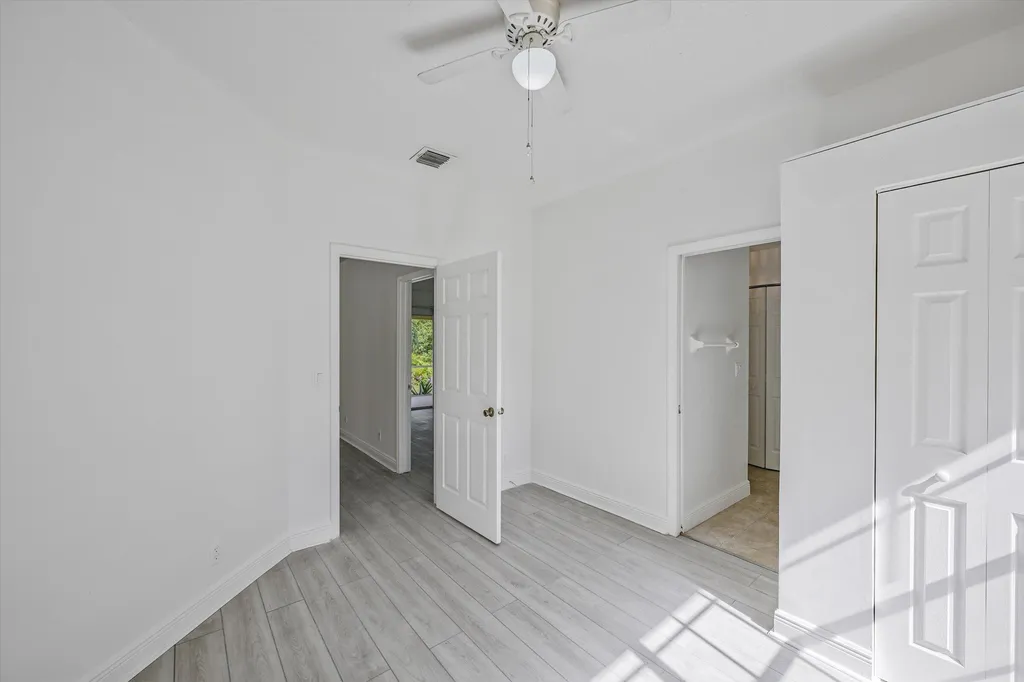 8671 155th Place N Palm Beach Gardens FL 33418