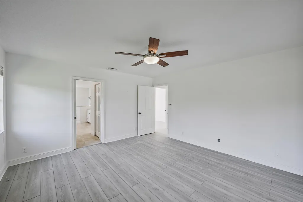 8671 155th Place N Palm Beach Gardens FL 33418