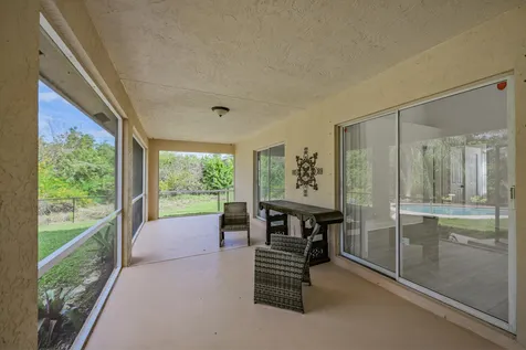 8671 155th Place N Palm Beach Gardens FL 33418