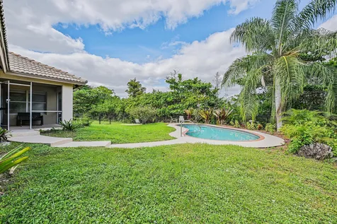 8671 155th Place N Palm Beach Gardens FL 33418