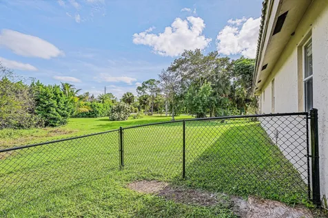 8671 155th Place N Palm Beach Gardens FL 33418