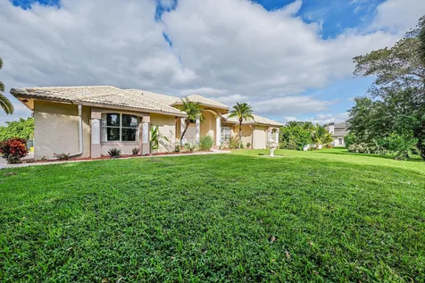 8671 155th Place N Palm Beach Gardens FL 33418