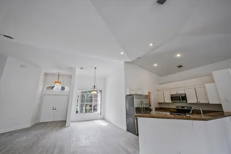 8671 155th Place N Palm Beach Gardens FL 33418