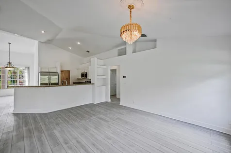 8671 155th Place N Palm Beach Gardens FL 33418