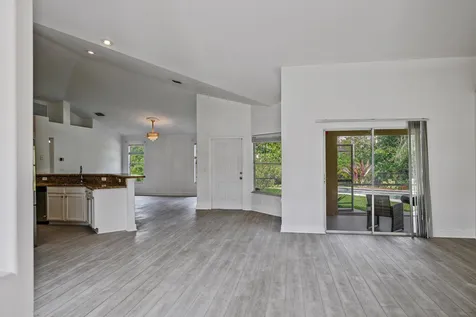8671 155th Place N Palm Beach Gardens FL 33418