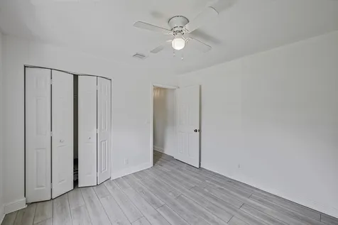 8671 155th Place N Palm Beach Gardens FL 33418