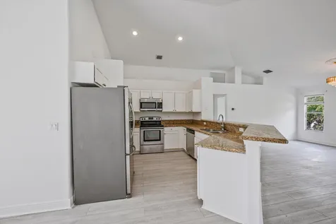 8671 155th Place N Palm Beach Gardens FL 33418