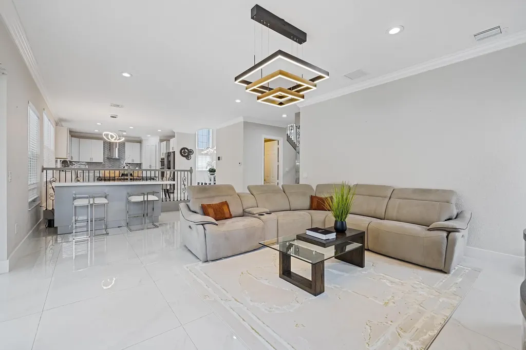 11045 Misty Ridge Way Boynton Beach FL 33473