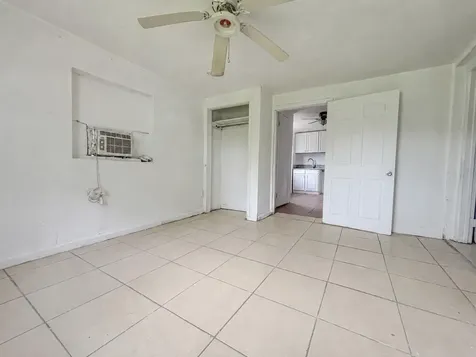 6142 SW 40th Court Miramar FL 33023