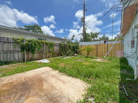 6142 SW 40th Court Miramar FL 33023