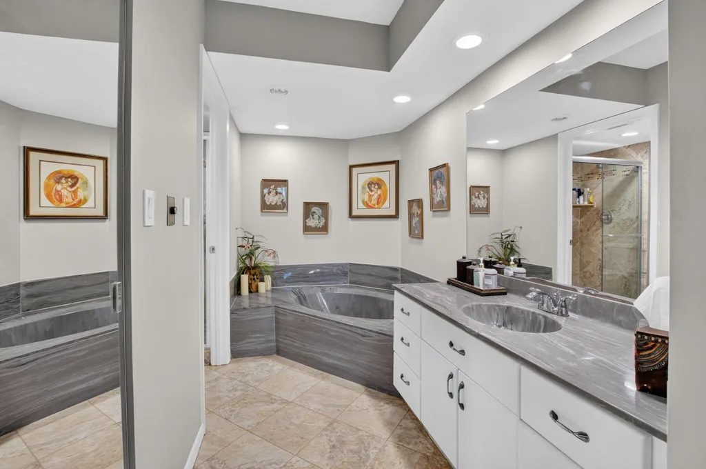 7473 Glendevon Lane Delray Beach FL 33446