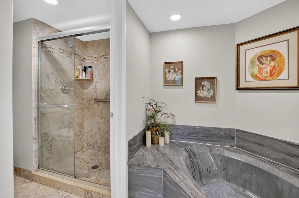 7473 Glendevon Lane Delray Beach FL 33446