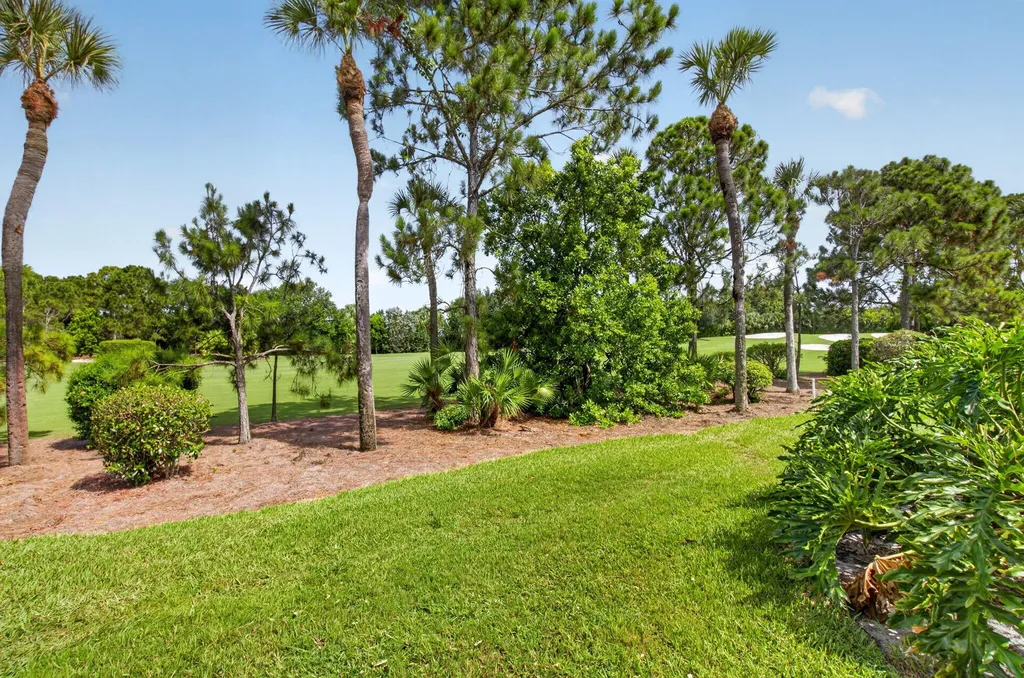 7473 Glendevon Lane Delray Beach FL 33446