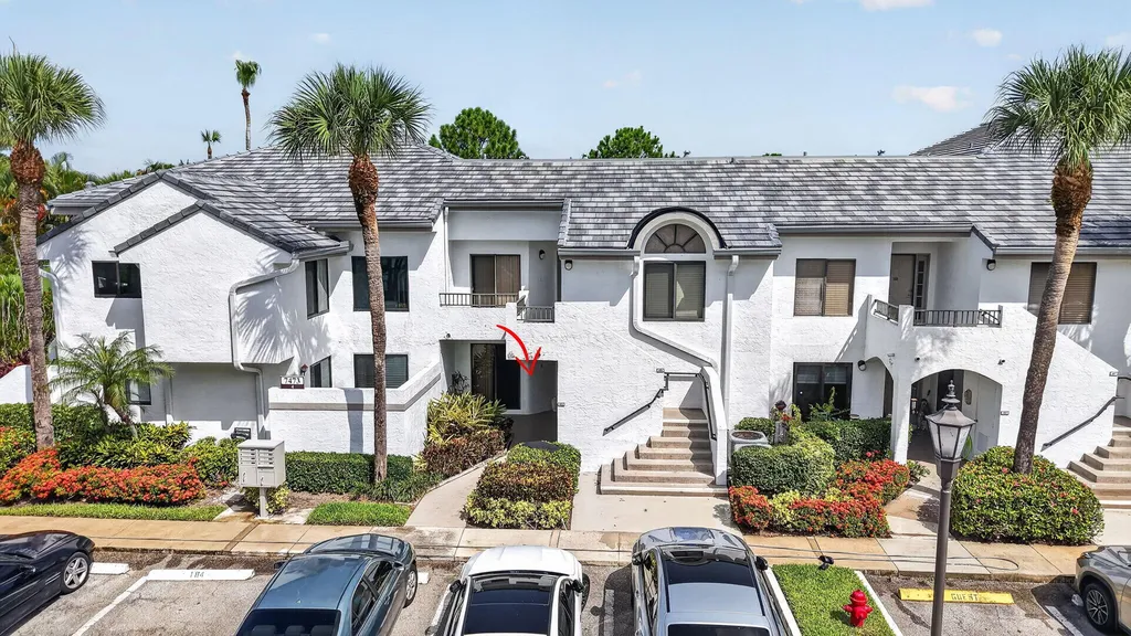 7473 Glendevon Lane Delray Beach FL 33446
