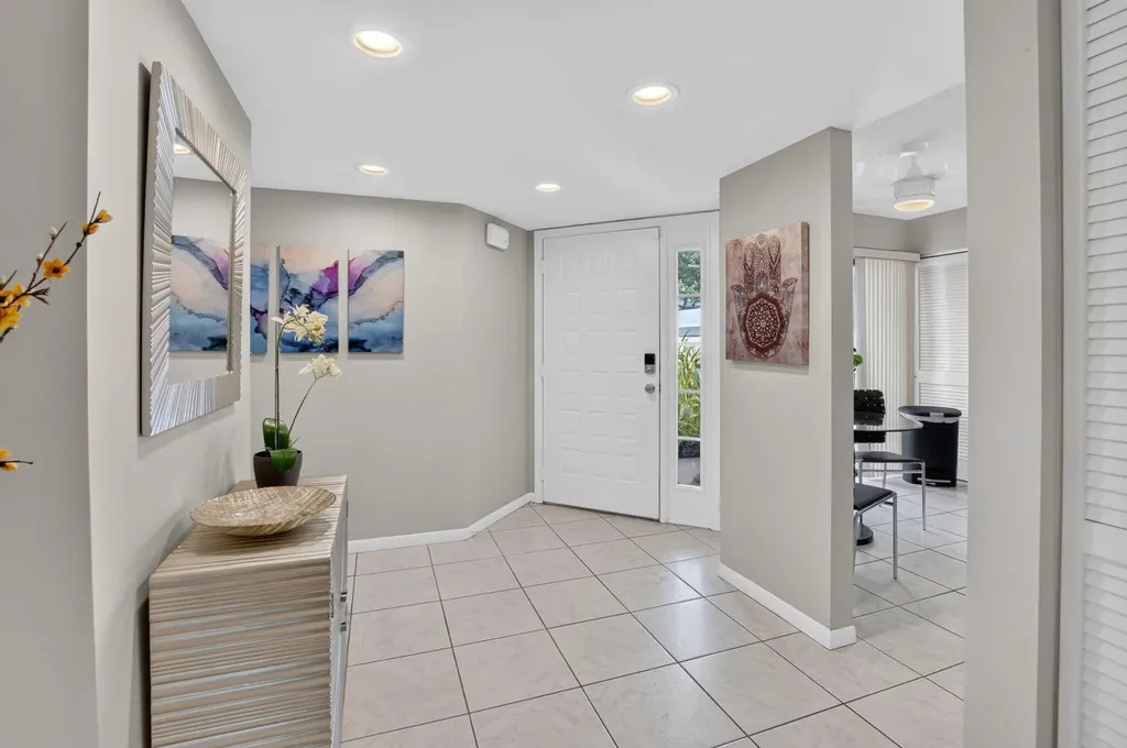 7473 Glendevon Lane Delray Beach FL 33446