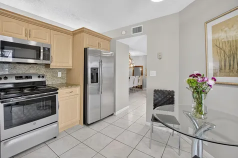 7473 Glendevon Lane Delray Beach FL 33446