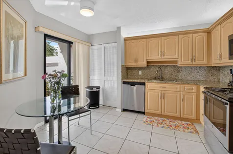 7473 Glendevon Lane Delray Beach FL 33446