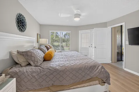 7473 Glendevon Lane Delray Beach FL 33446