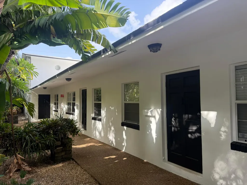 1640 NE 4th Place Fort Lauderdale FL 33301