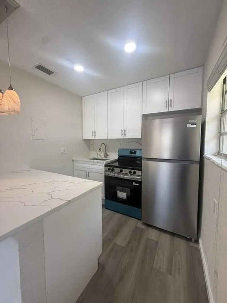 712 SW 14th Avenue Fort Lauderdale FL 33312