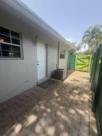 712 SW 14th Avenue Fort Lauderdale FL 33312