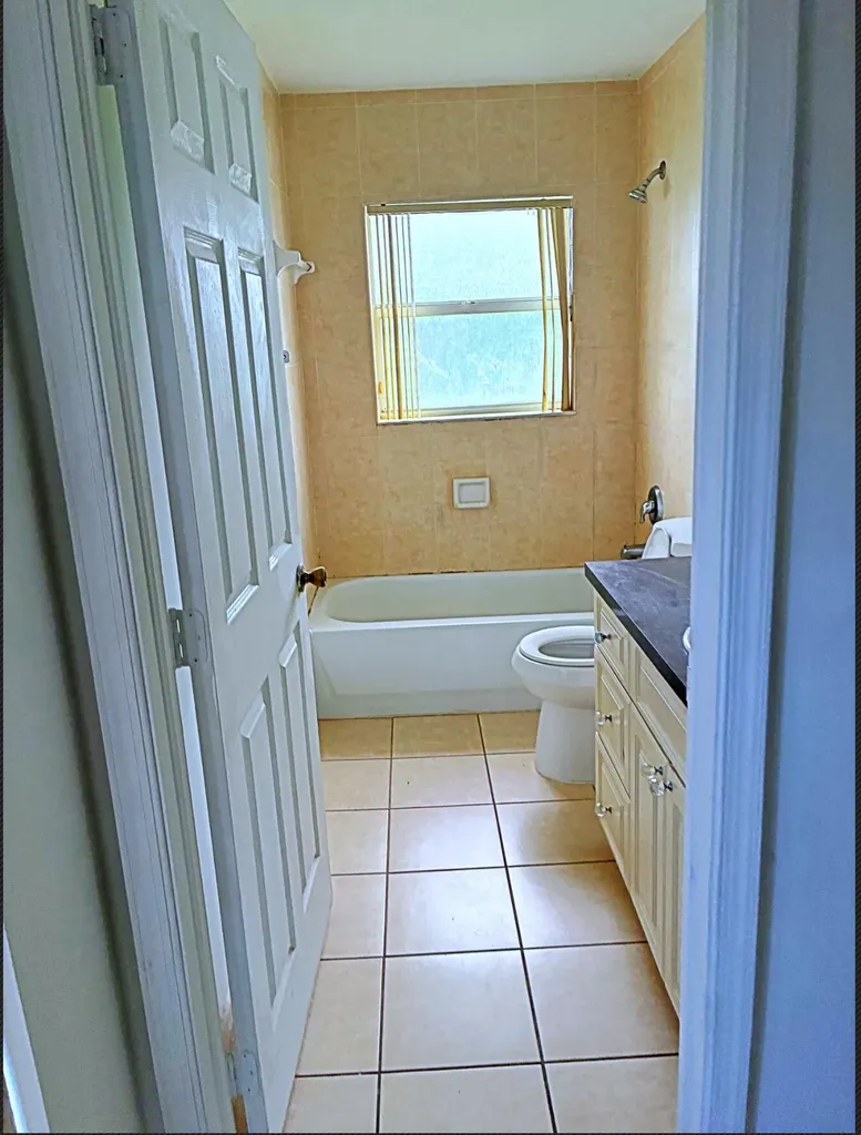 647 Latona Avenue Lake Worth Beach FL 33460