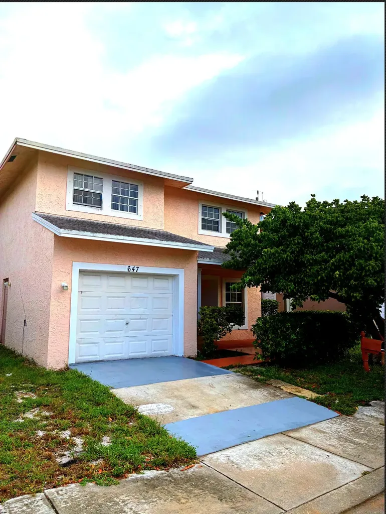 647 Latona Avenue Lake Worth Beach FL 33460