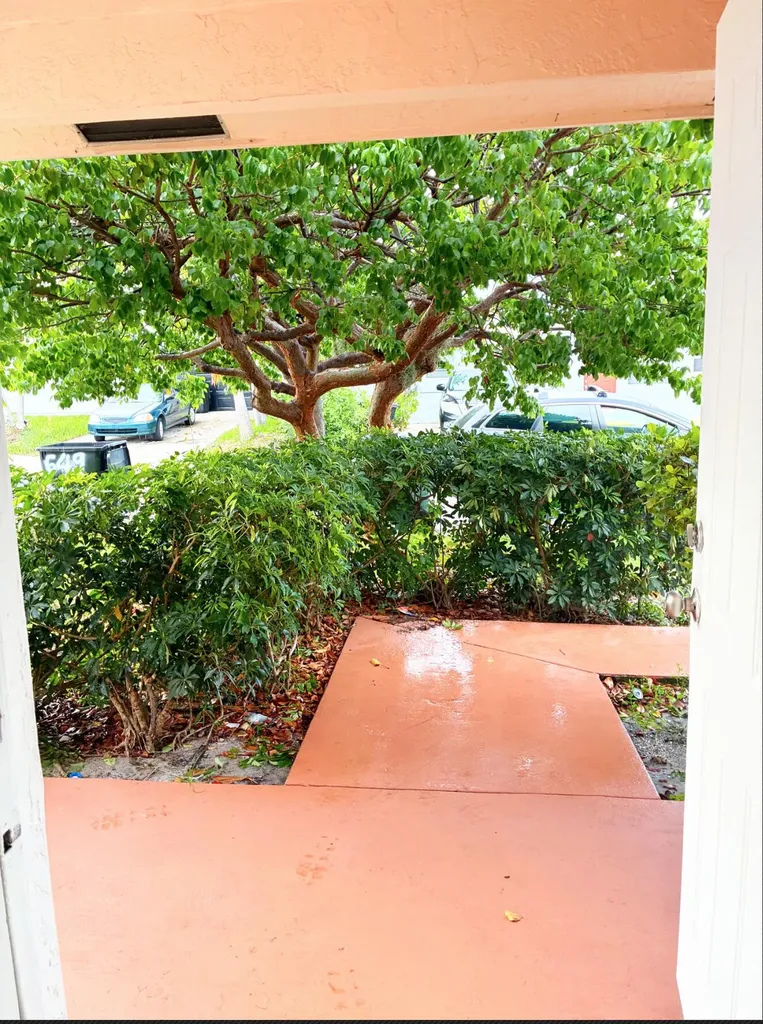 647 Latona Avenue Lake Worth Beach FL 33460
