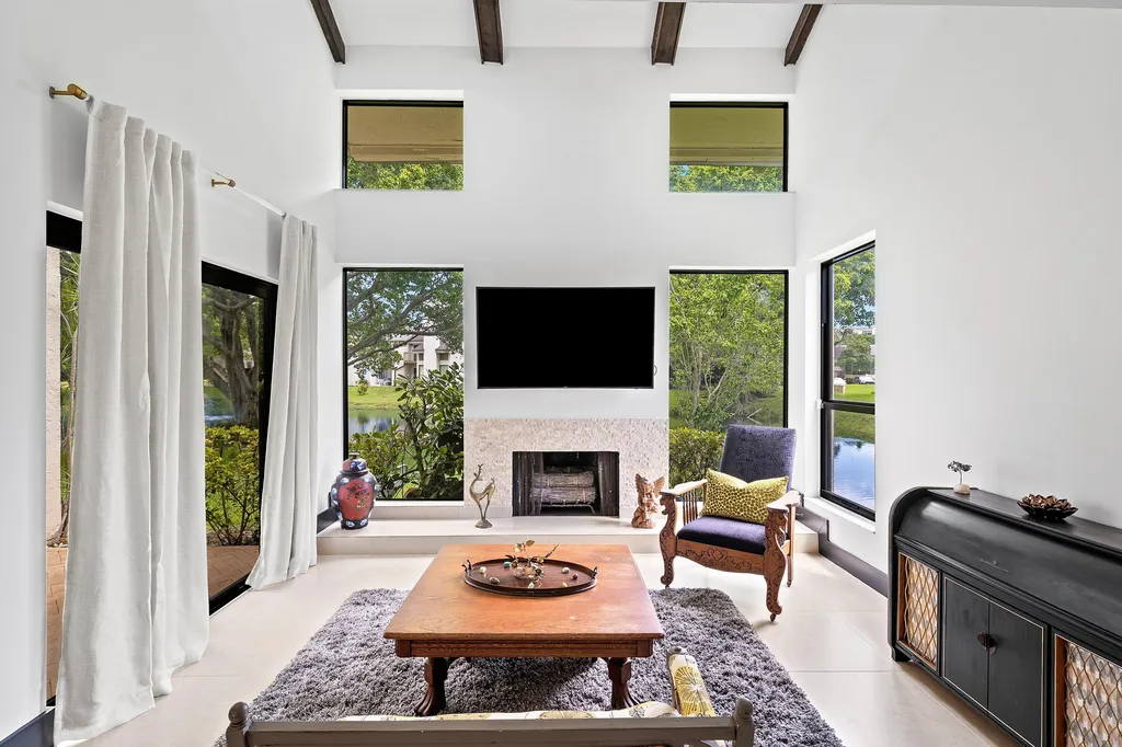 6096 Glendale Drive Boca Raton FL 33433