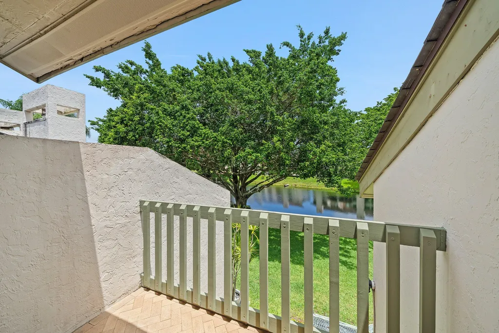 6096 Glendale Drive Boca Raton FL 33433