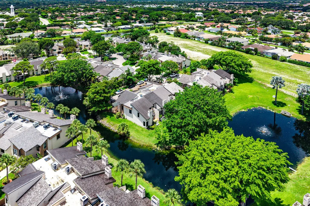 6096 Glendale Drive Boca Raton FL 33433