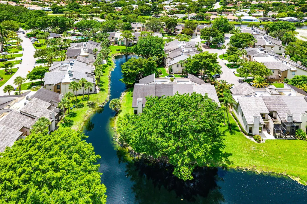 6096 Glendale Drive Boca Raton FL 33433