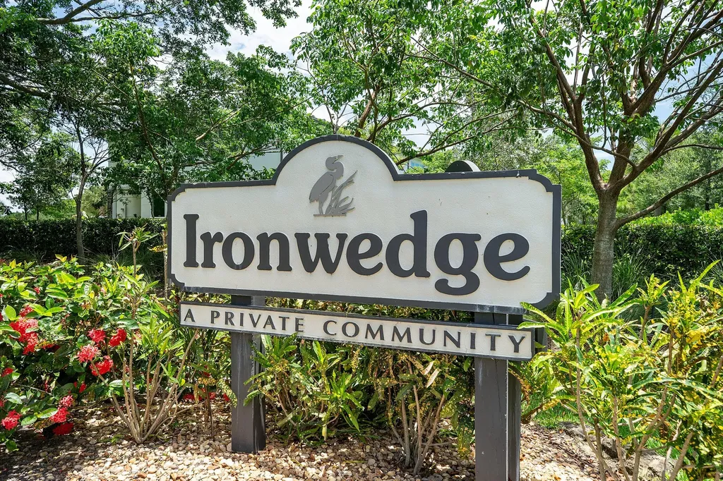 6096 Glendale Drive Boca Raton FL 33433