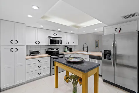 6096 Glendale Drive Boca Raton FL 33433