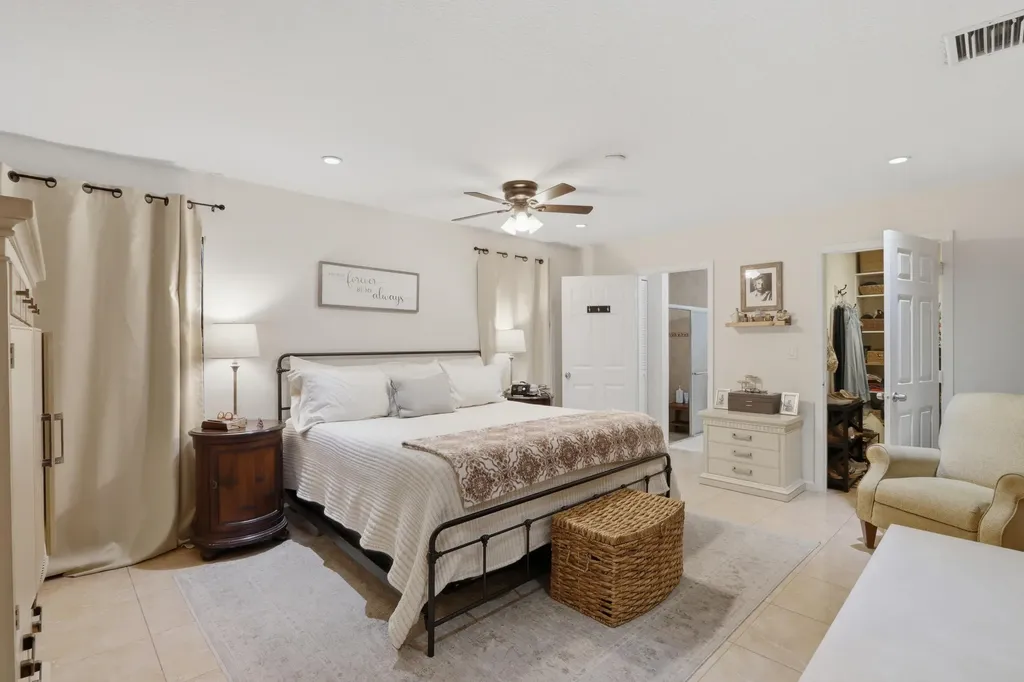 1900 Carissa Road Lake Clarke Shores FL 33406